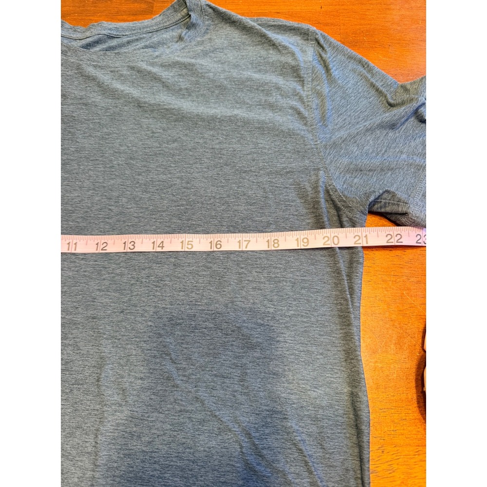 Vuori Mens Strato Tech Tee Medium Heather Charcoal Grey Short Sleeve Gorpcore - Picture 5 of 6